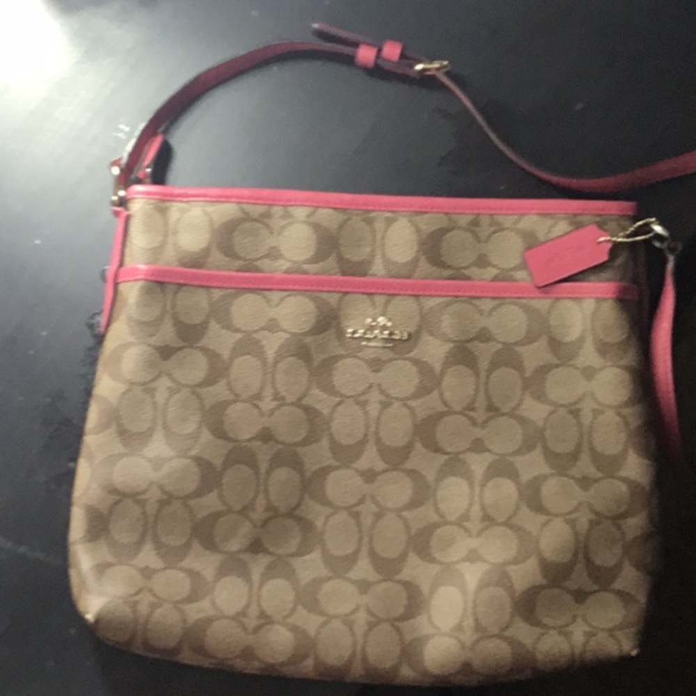 Coach shoulder bag